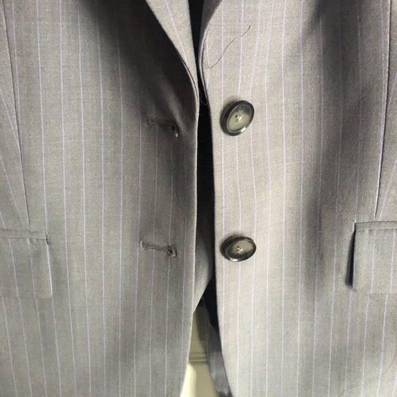 Nwt Banana Republic pinstripe suit - Picture 3 of 9